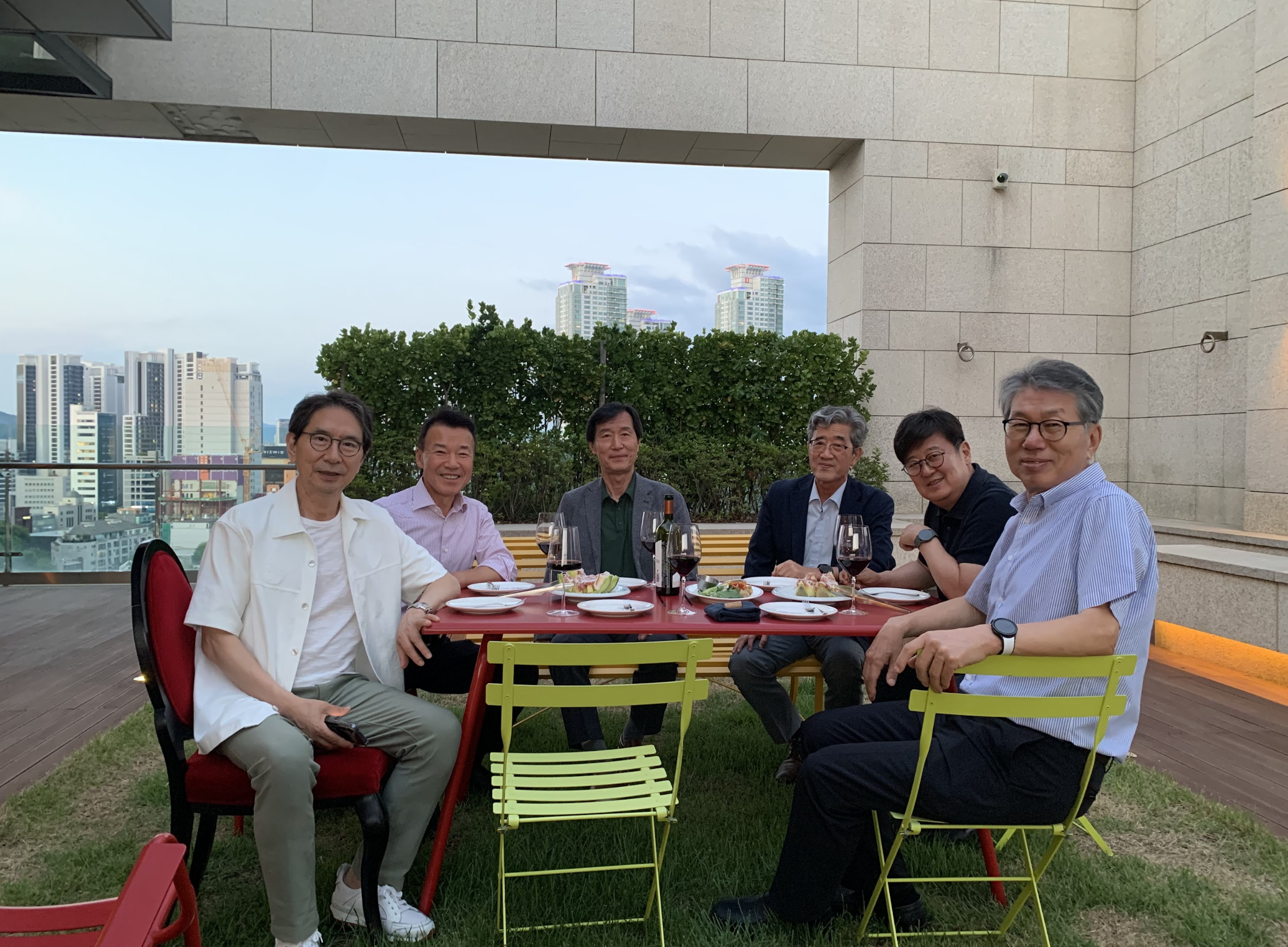 뉴라이프스쿨 풍경, 1학년 1반을 소개합니다(1).png